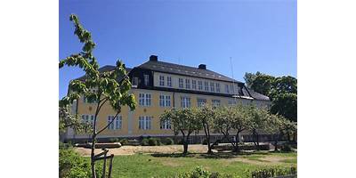 Stiftelsen Risøy folkehøyskole campus